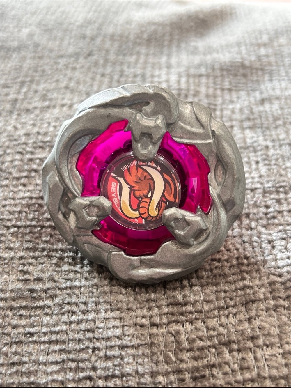 Beyblade X Tusk Mammoth 3-60T Takara Tomy Metal Pink